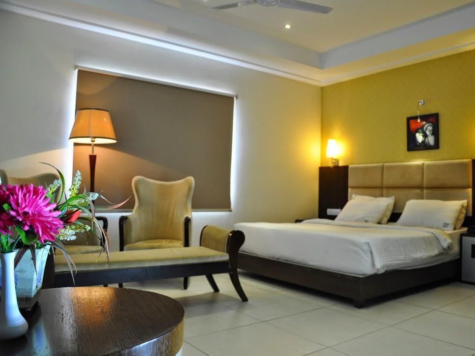 Hotel Shaans Tiruchirappalli Exterior photo