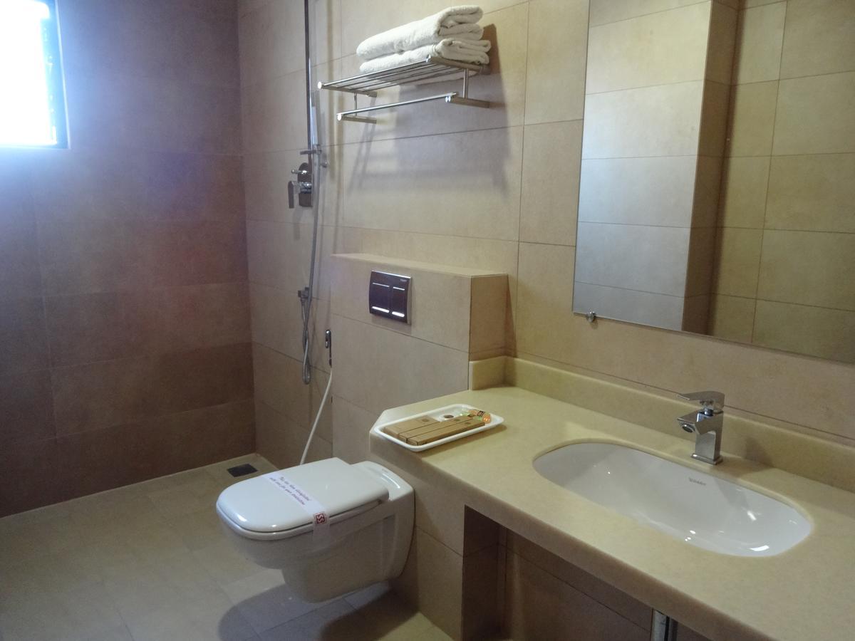 Hotel Shaans Tiruchirappalli Exterior photo